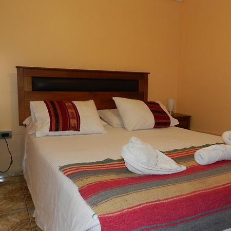 Hostal Illari Сан Педро де Атакама Екстериор снимка