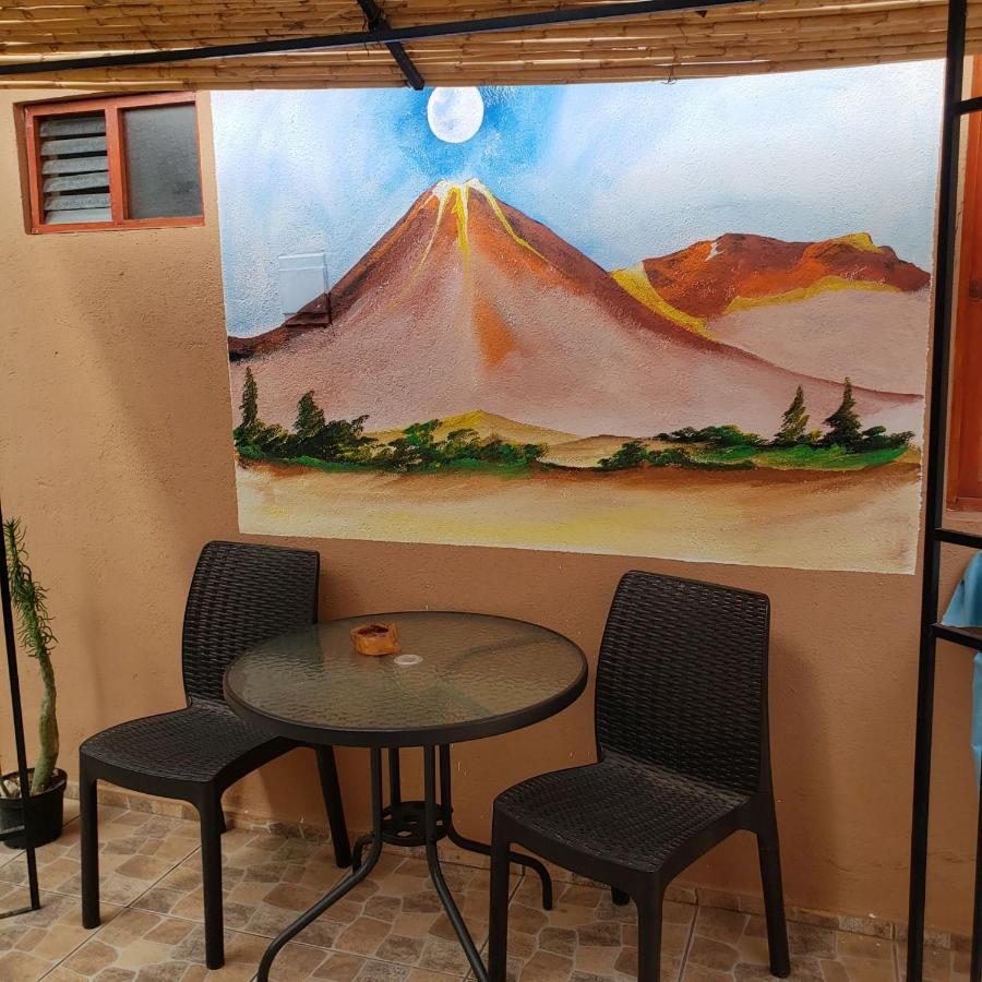 Hostal Illari Сан Педро де Атакама Екстериор снимка